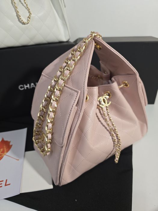 Налична чанта Chanel Hobo 25s розова