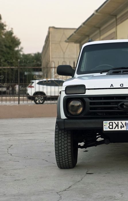 Niva 2131 Sotiladi