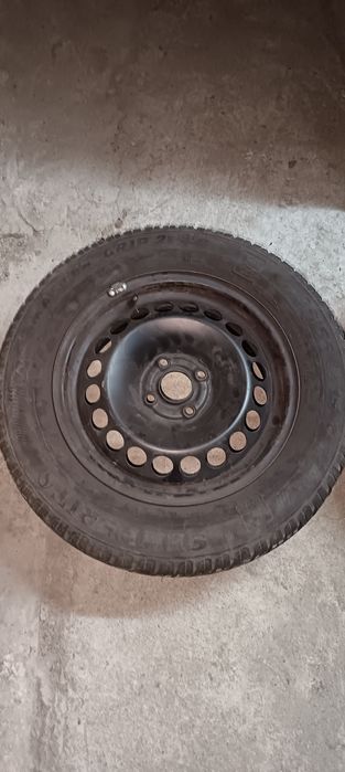 Зимни гуми със джанти 195/65/15 Opel Astra