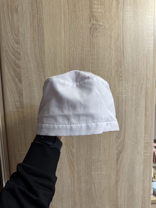 2 медицинских халата + шапочка