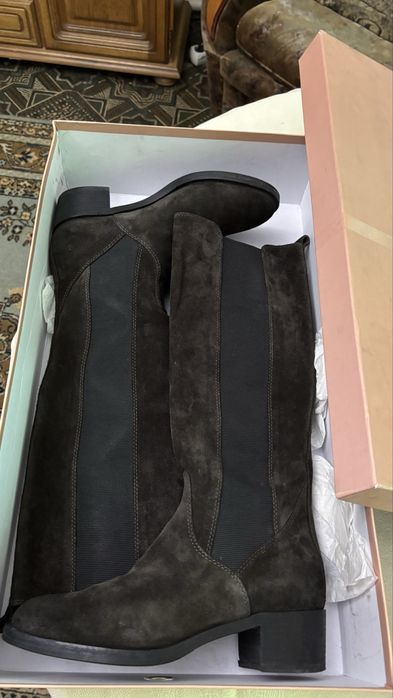 Продам демисезонные сапоги