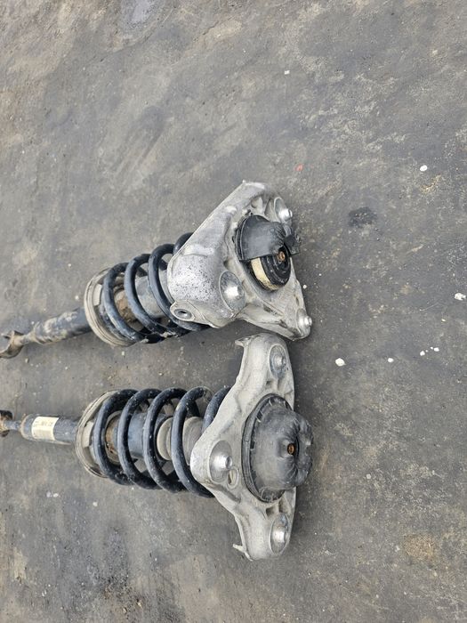 Amortizor cu flansa si arc audi a4 b7 motor 1.9