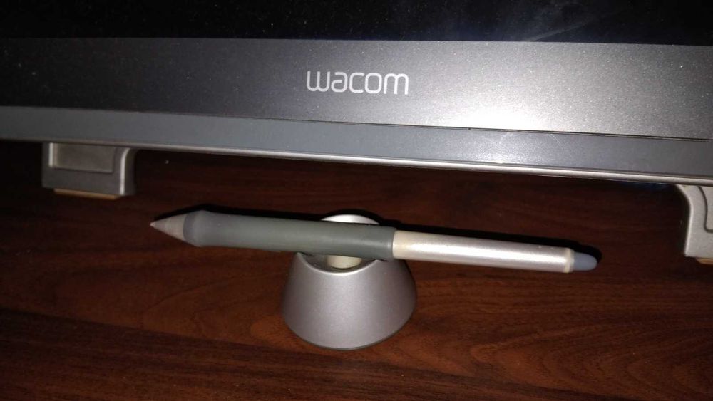 Графичен дисплей Таблет Wacom Cintiq 21UX (DTZ-2100)
