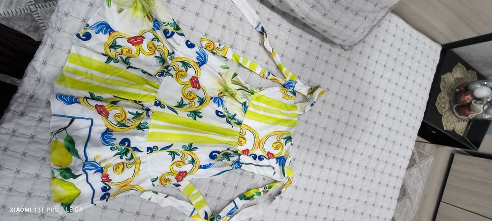 Лот дамски рокли