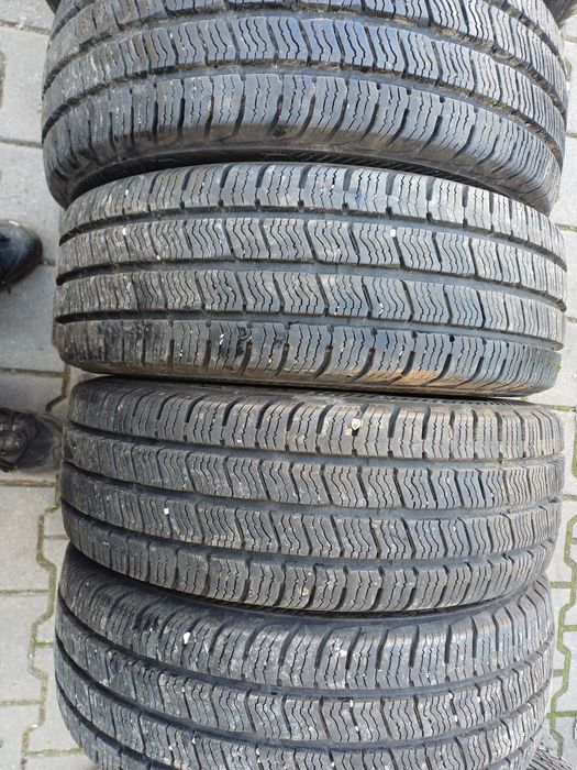 Гуми 205/65/16С  Барум