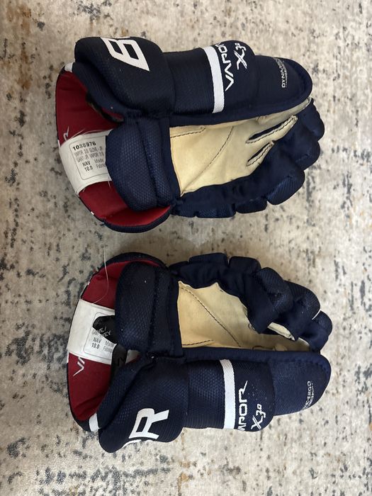 Продам перчатки хокейные