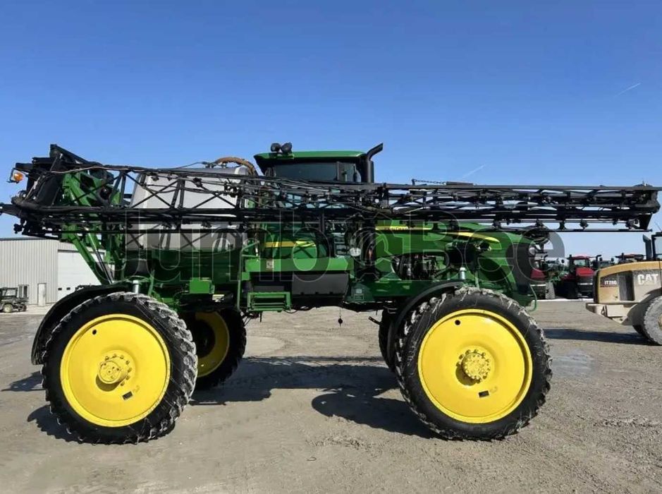 John Deere 4830 - Самоходный опрыскиватель, 2008 г. Б/У