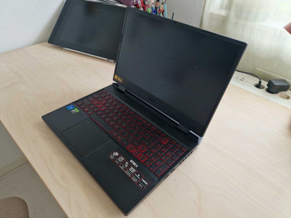 Acer Nitro 5 i7-12700H RTX 3050 16GB RAM 1TB SSD 144Hz Гейминг лаптоп