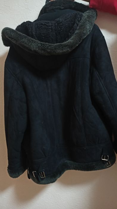 Дубленка б/у в хорошем состоянии .