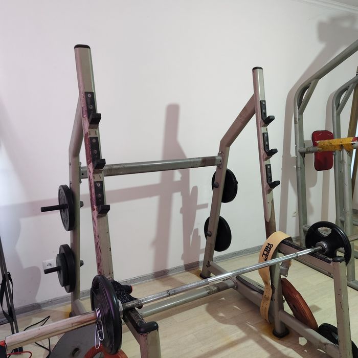 Тренажёры, гантели и блины