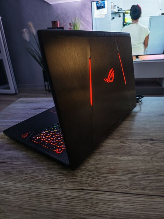Asus ROG GL553  i7 /16gb ddr4 / GTX 1050ti / 512nvme,  1tb hdd.