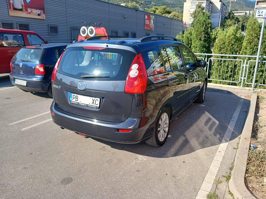 Продавам Мазда 5