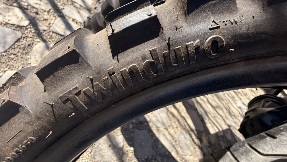 Anvelope moto twinduro sau schimb