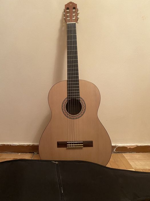 Продается гитара