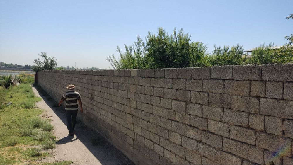 Nazarbek tekstil savhoz suv bo’yida toza havo yer sotiladi