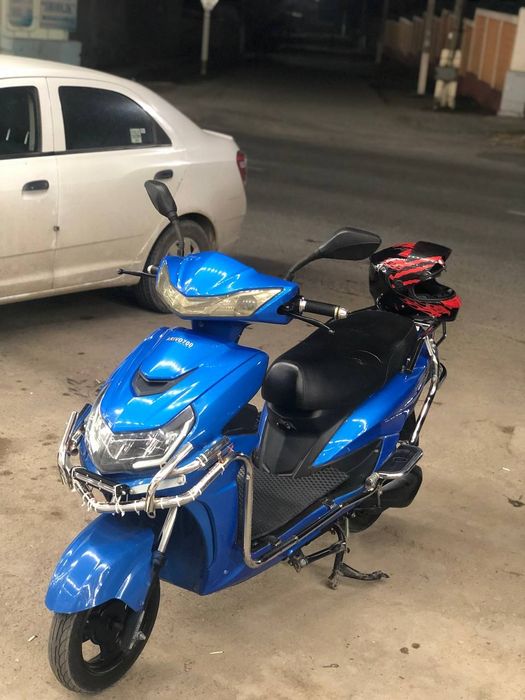 Skuter elektro arevo 700