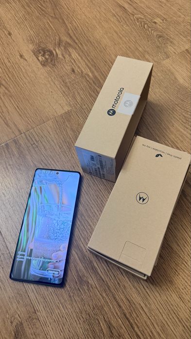 Продавам Motorola G85-Почти Нов