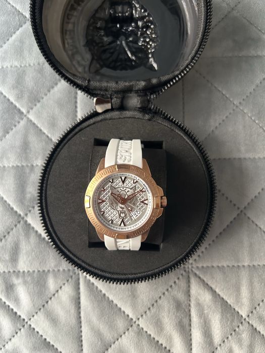 Часовник Philipp plein