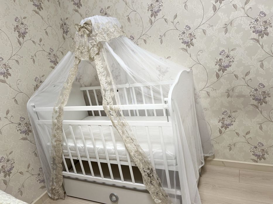 Детская кровать б/у