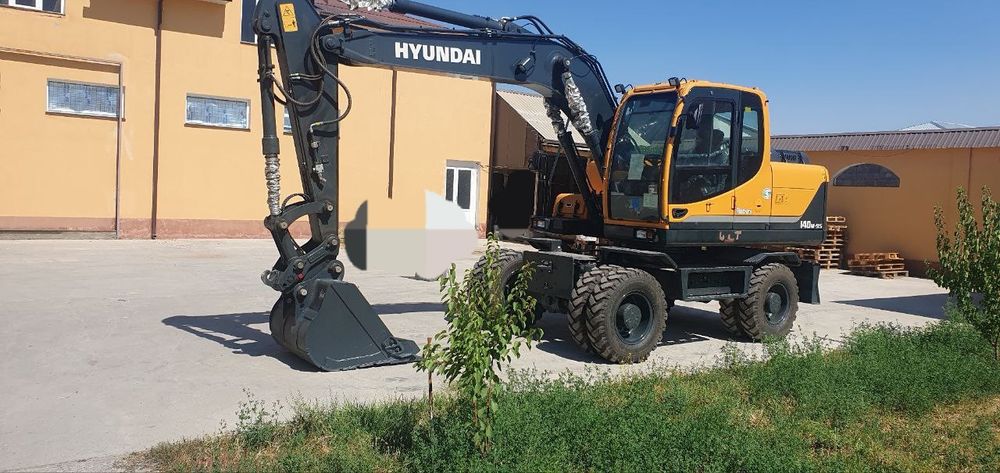 Ижарага берилади экскаватор HYUNDAI 140w