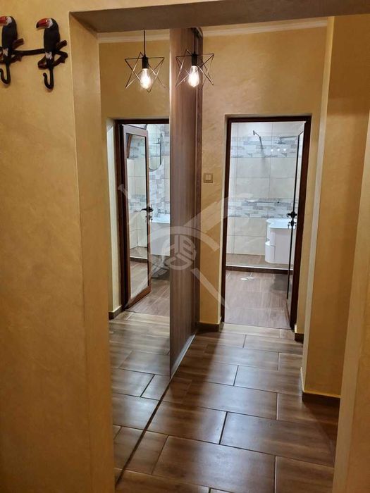 Дава се под наем Тристаен апартамент в София, Изгрев - 85 кв.м за 990 € - Снимка #9