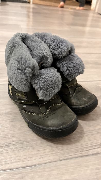 Детская обувь. Зимние ботинки детские