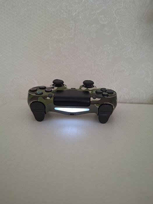Джойстик для PlayStation 4