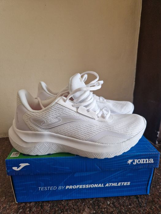 Маратонки Joma. Чисто нови.