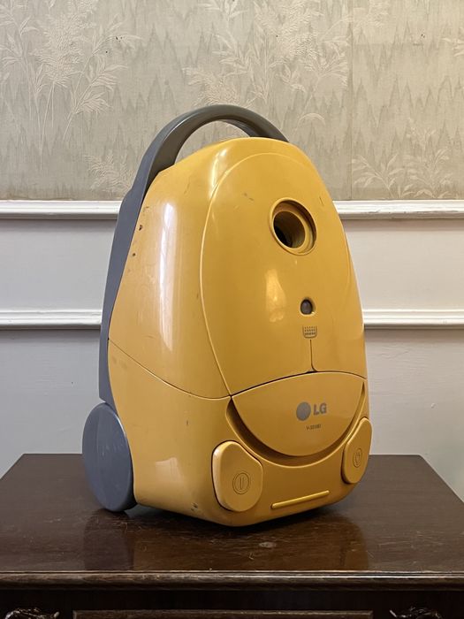 Пылесос LG V-3310D