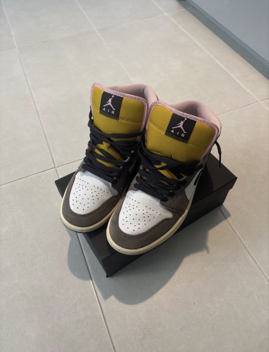 Adidasi air jordan 1