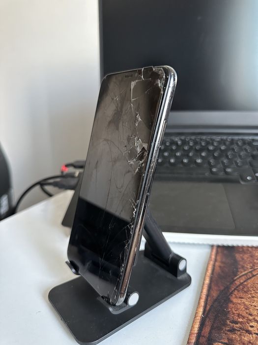 iPhone XS Max - Defect / Pentru piese