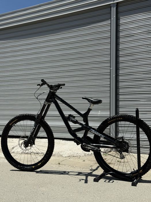 Велосипед за спускане Commencal Furious 27.5 M | БЕЗ БАРТЕРИ !