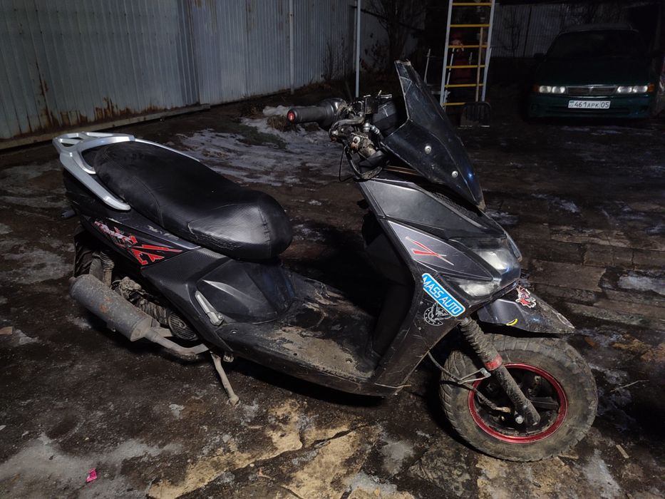 Прлдам мопед самурай