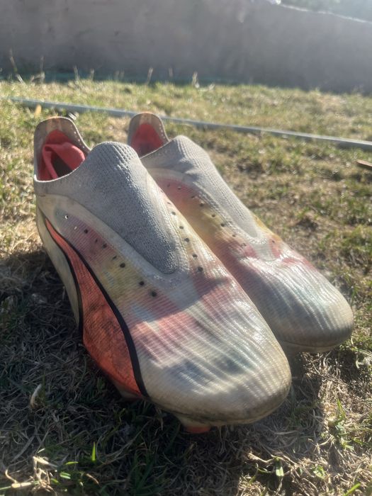 Продавам оригинални бутонки Puma Ultra, номер 43.