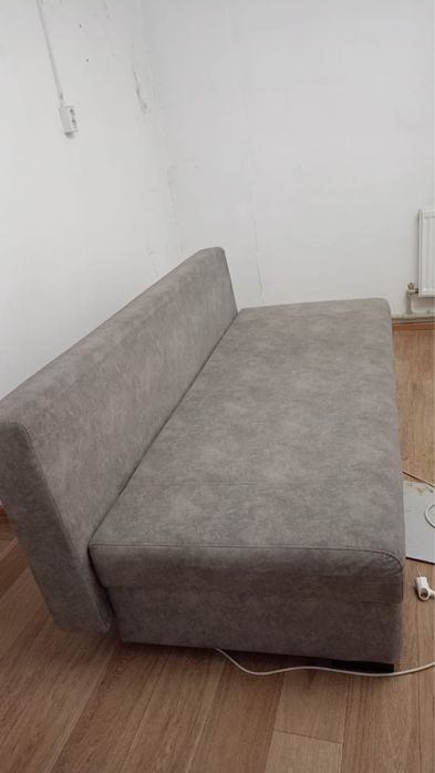 Продам диван в отличном состоянии