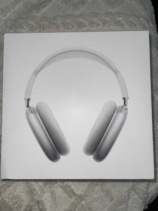 Продам AirPods Max серебристые