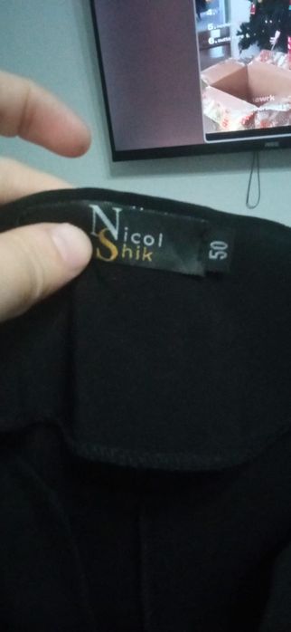 Продам две платья женский