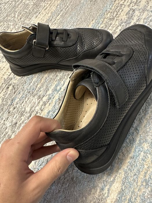 туфли кожанные.