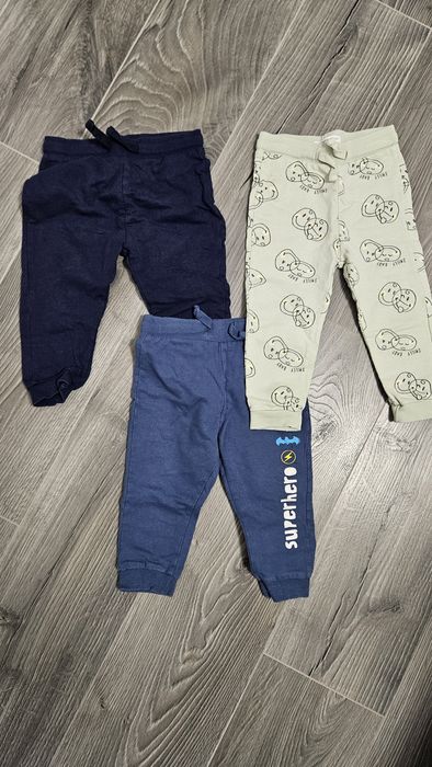 Pantaloni sinsay mărimea 80