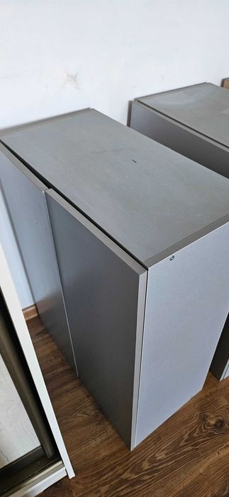Продам настенные шкафы