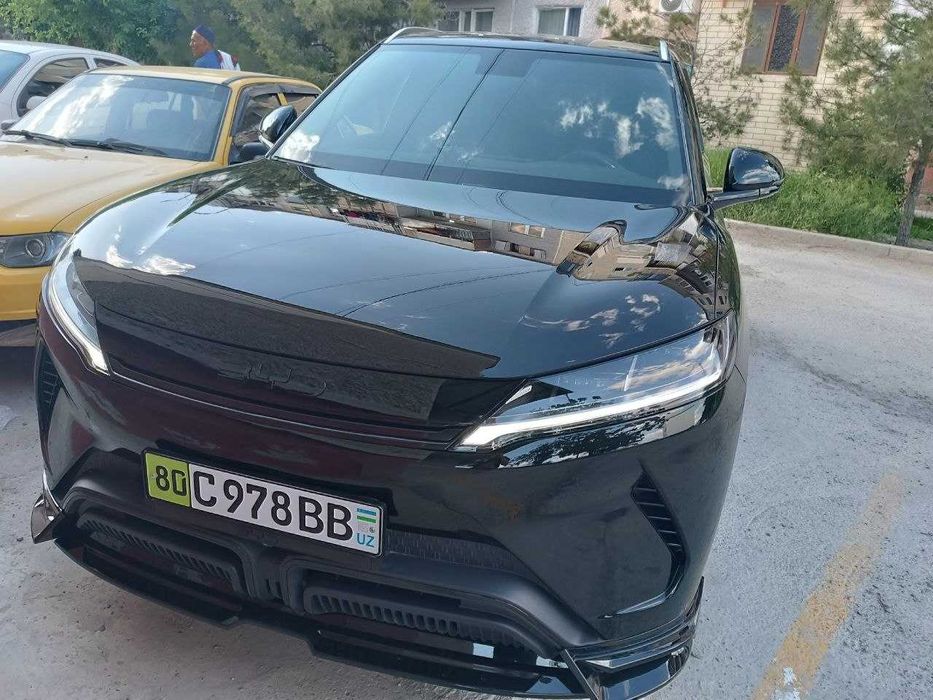 Byd Yuan Up Black edition сотилади