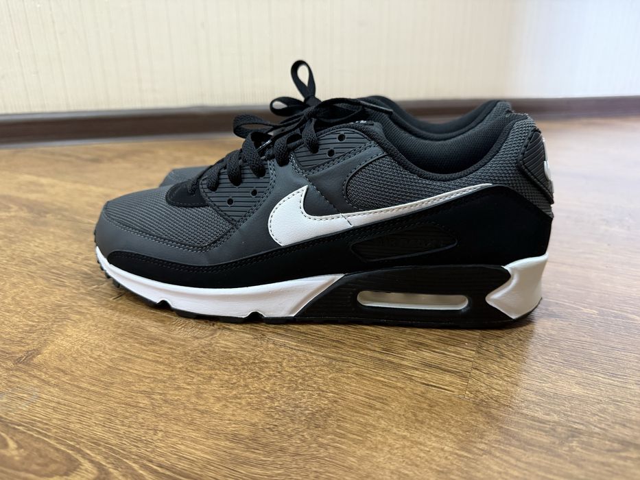 Новые Nike Air Max 90