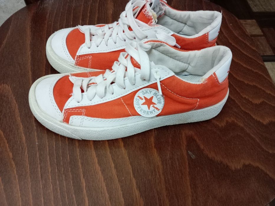 Кроссовки б/у в отличном состоянии.