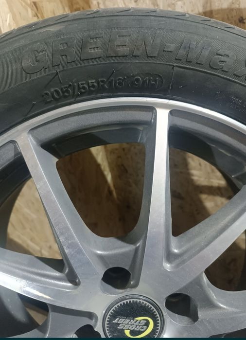 Продам резину r16 без дисков