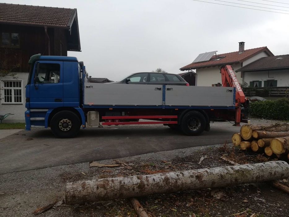 Камион с кран/ Транспортни услуги