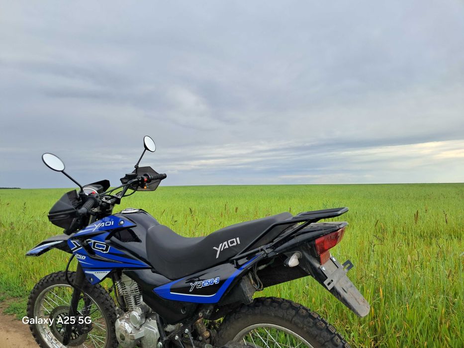 Yaqi 250 мотоцикл