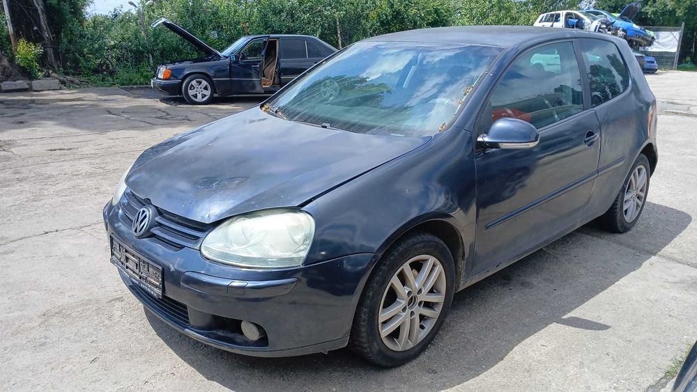 Dezmembrez VW GOLF 5 - 1.6 FSI Din 2008 - BLF