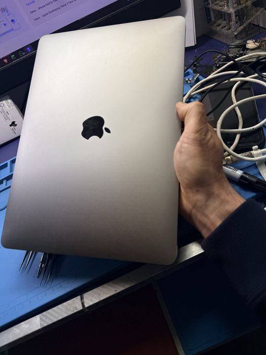 MacBook pro A1708 2017 impecabil