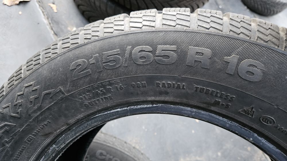 2бр гуми 215 65 16 континентал