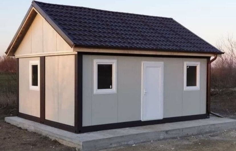 Vand case modulare la gata